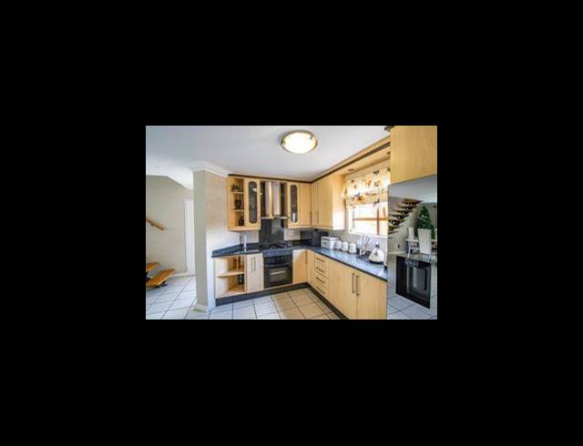 3 BEDROOM TOWNHOUSE FOR SALE IN MEYERSDAL